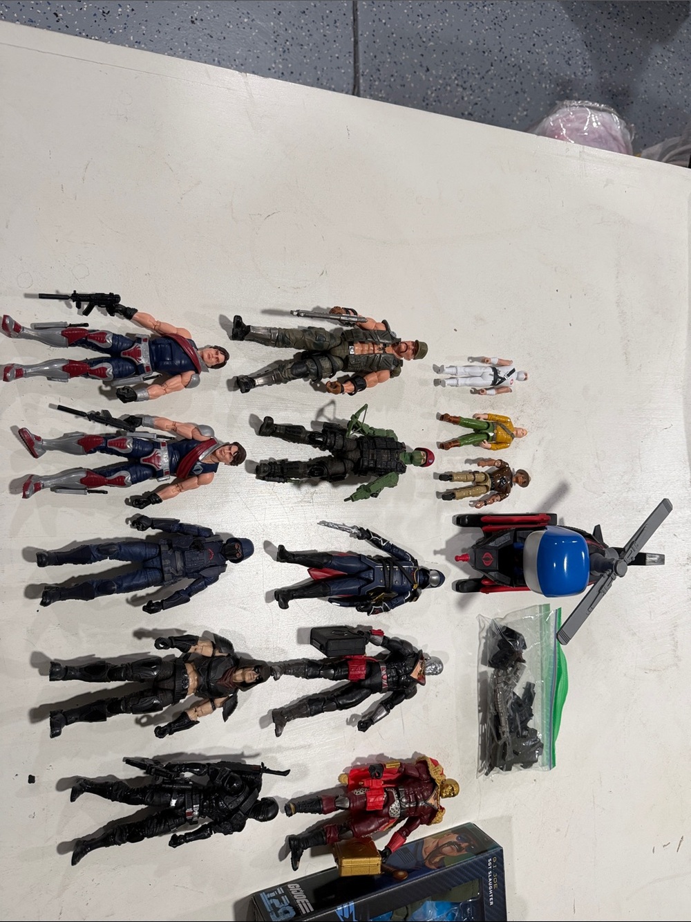 GI JOE’s action figures w/ weapons - Picture 3 of 4